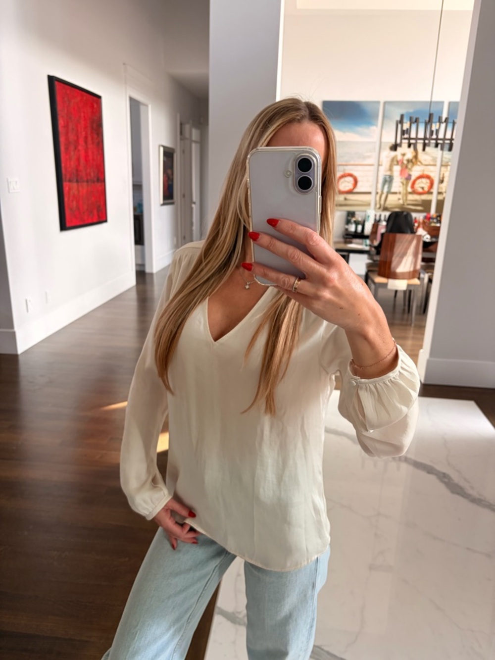 Banana Republic Cream V-Neck Long Sleeve Blouse